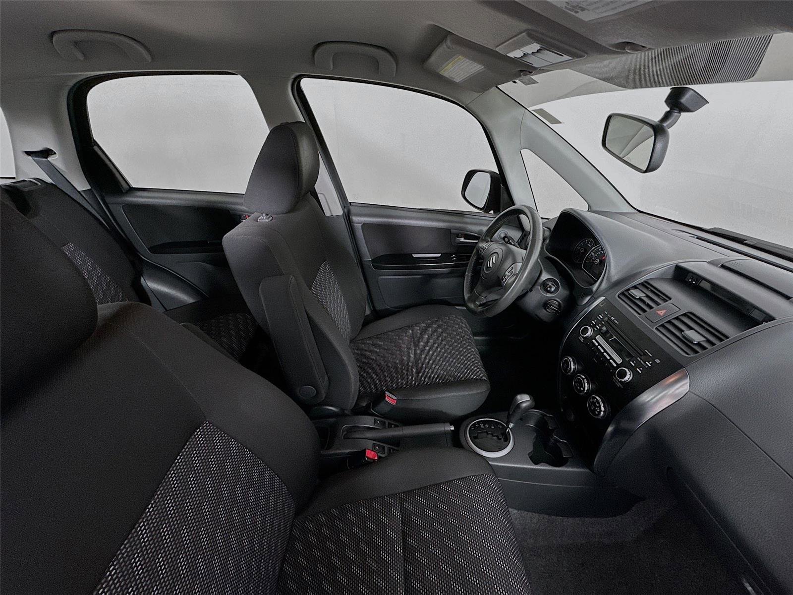 Used 2009 Suzuki SX4 AWD Hatchback w/ Touring Pkg image 27