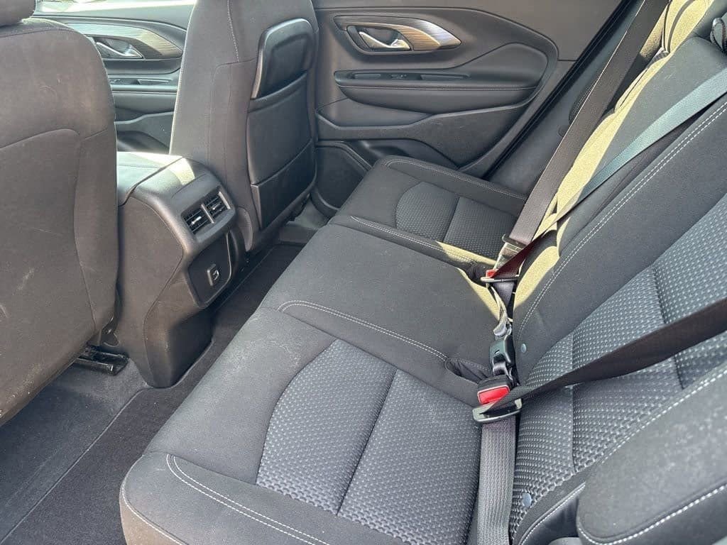 Used 2022 GMC Terrain SLE w/ Driver Convenience Package image 12