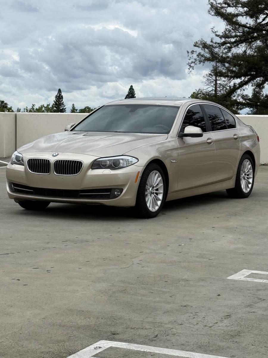 Used 2013 BMW 535i Sedan image 1