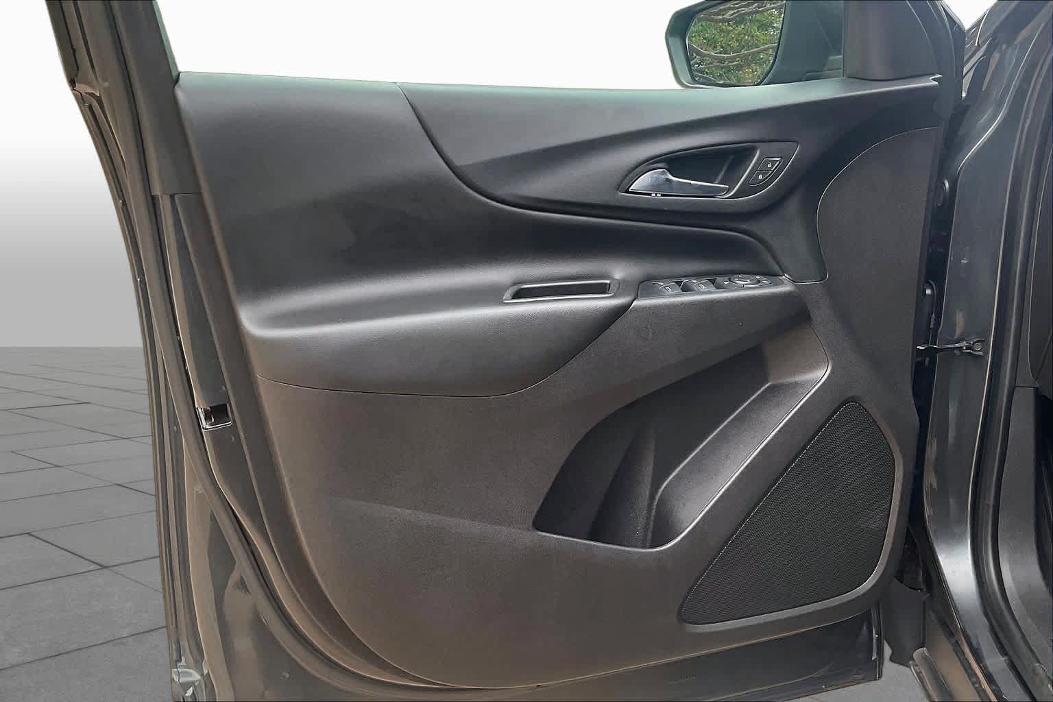 Used 2019 Chevrolet Equinox LT FWD image 22