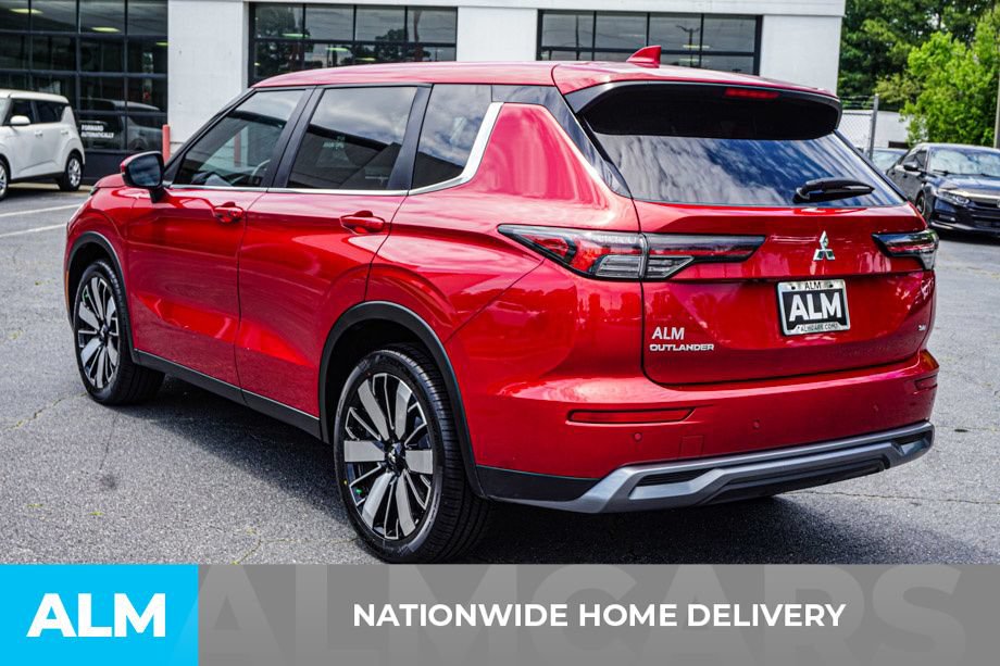 Used 2025 Mitsubishi Outlander SE FWD image 4