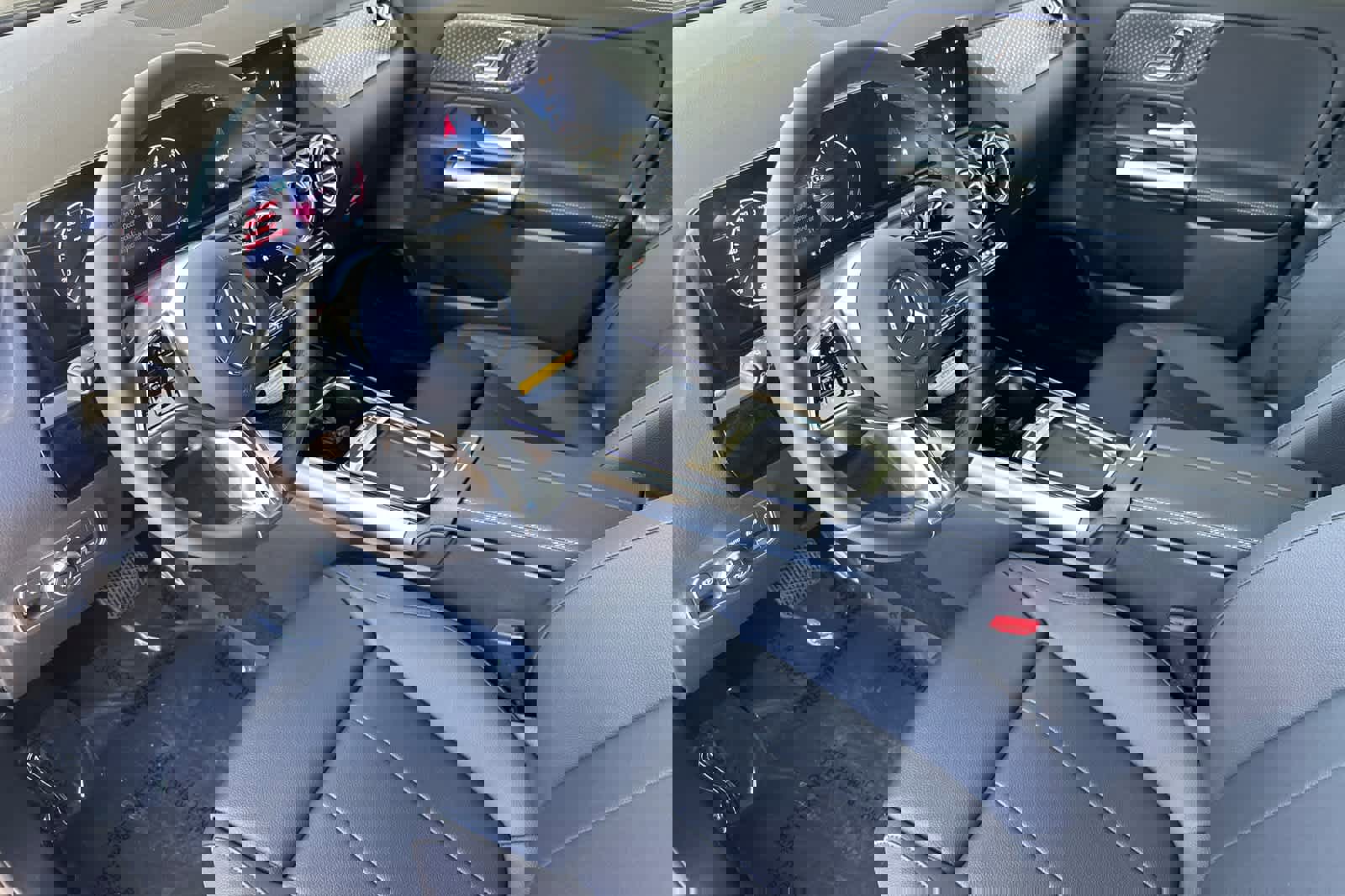 Certified 2025 Mercedes-Benz GLA 250 image 9