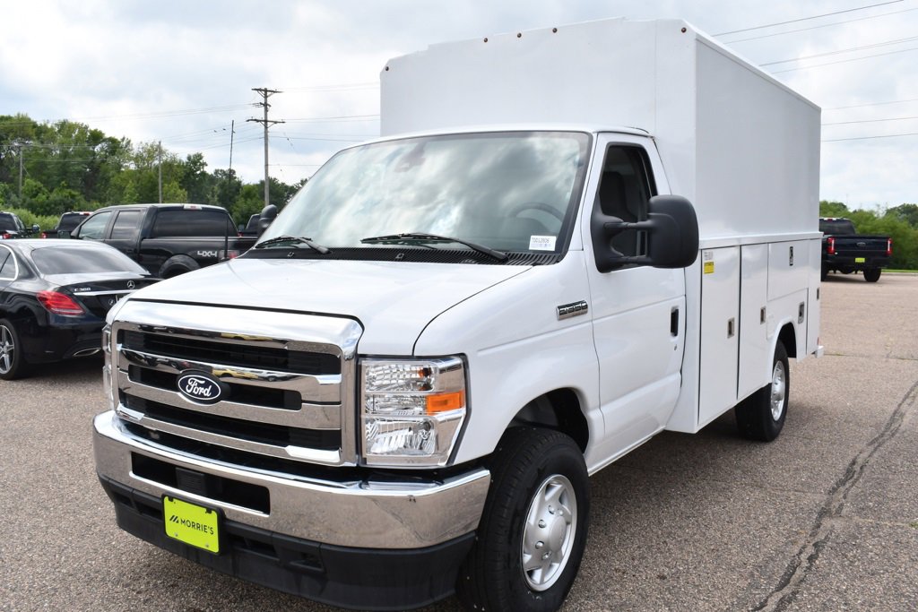 New 2026 Ford E-350 and Econoline 350 Super Duty w/ Power Equipment Group image 2
