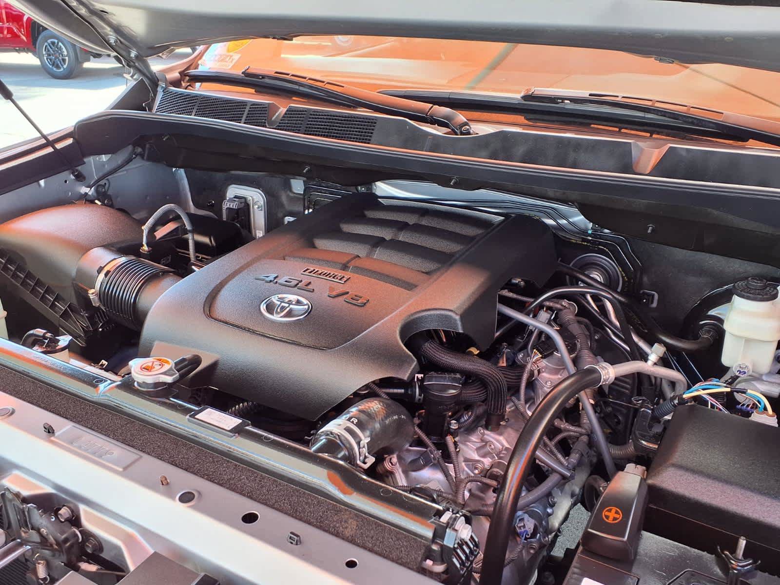 Used 2018 Toyota Tundra SR5 w/ SR5 Upgrade Package RWD image 8