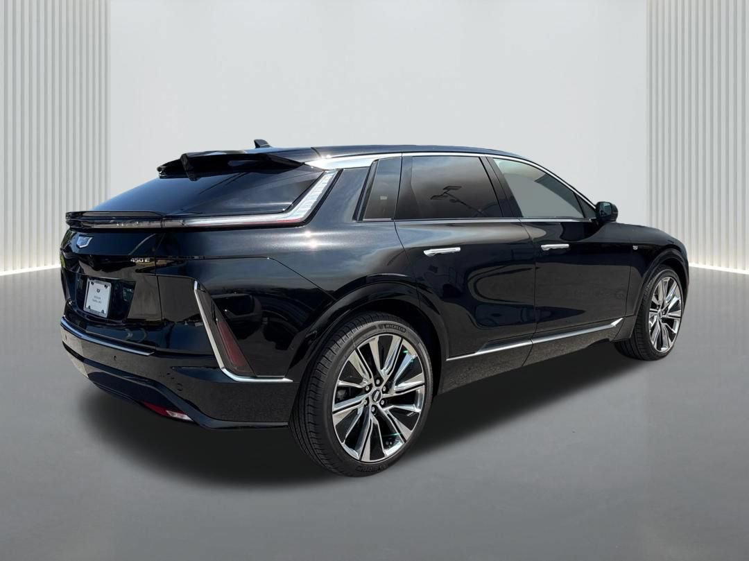 New 2026 Cadillac Lyriq Signature Luxury w/ Nappa Leather Package RWD image 5