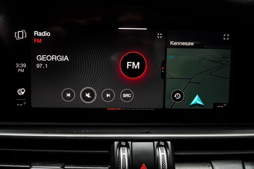 Used 2023 Alfa Romeo Giulia Veloce image 23