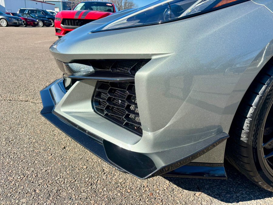 Used 2024 Chevrolet Corvette Z06 w/ Z07 Performance Package image 34