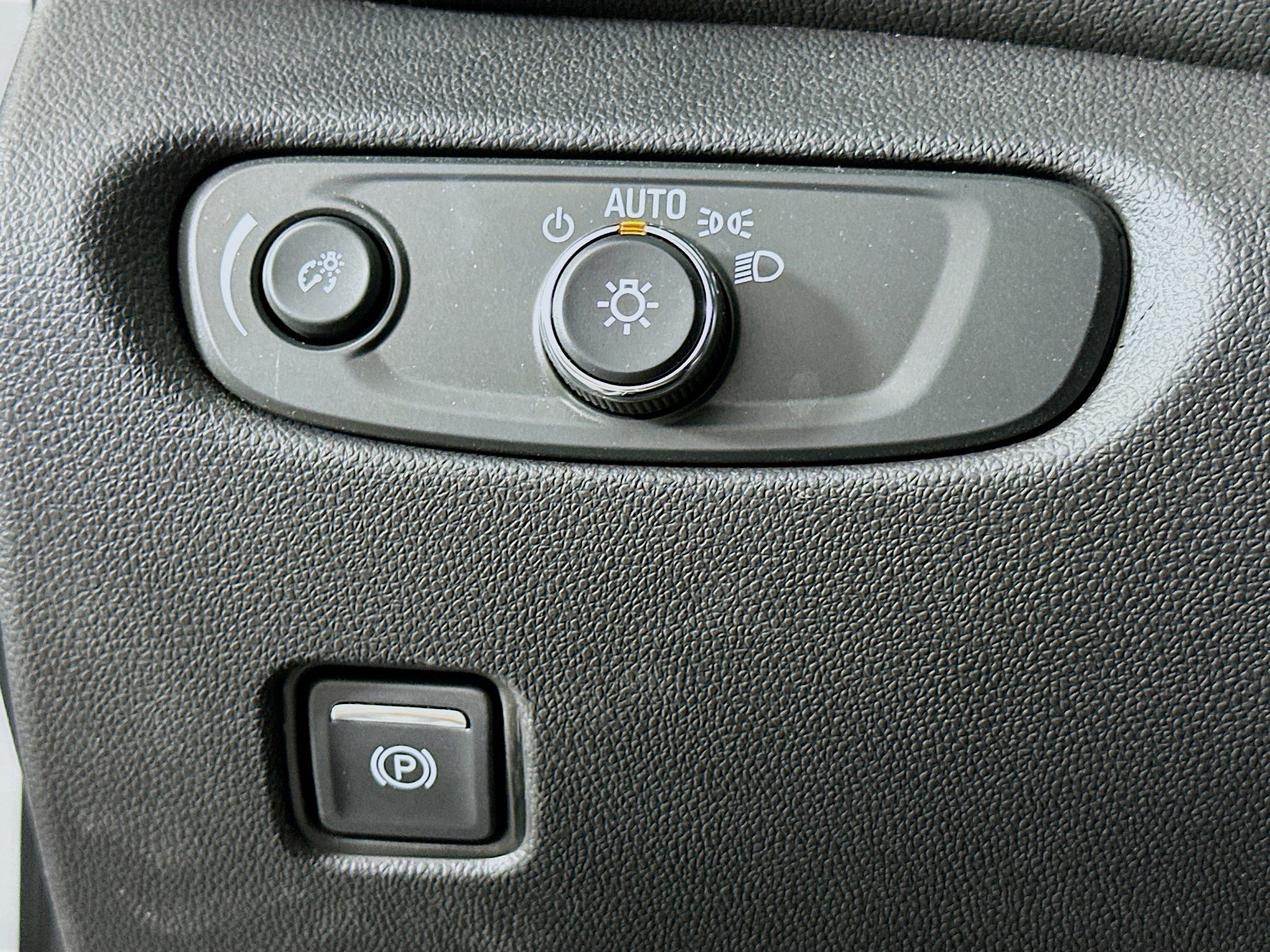 Used 2023 Chevrolet Blazer LT FWD image 16