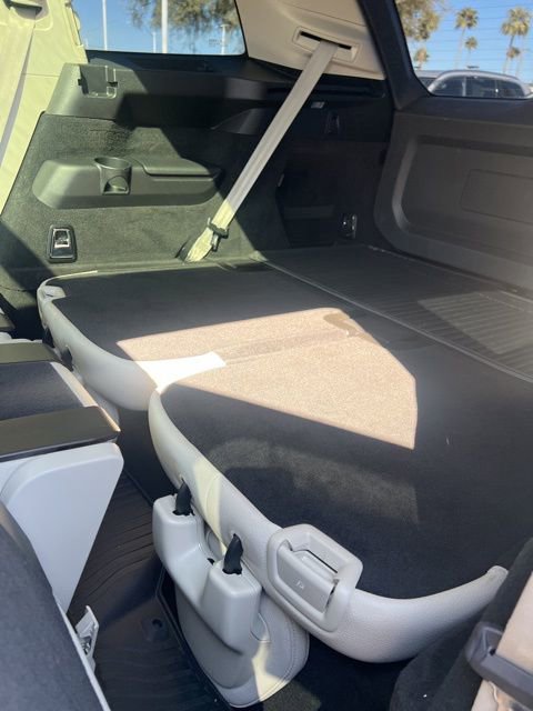 Certified 2022 Volvo XC90 T8 Inscription Expression w/ Advanced Package image 23