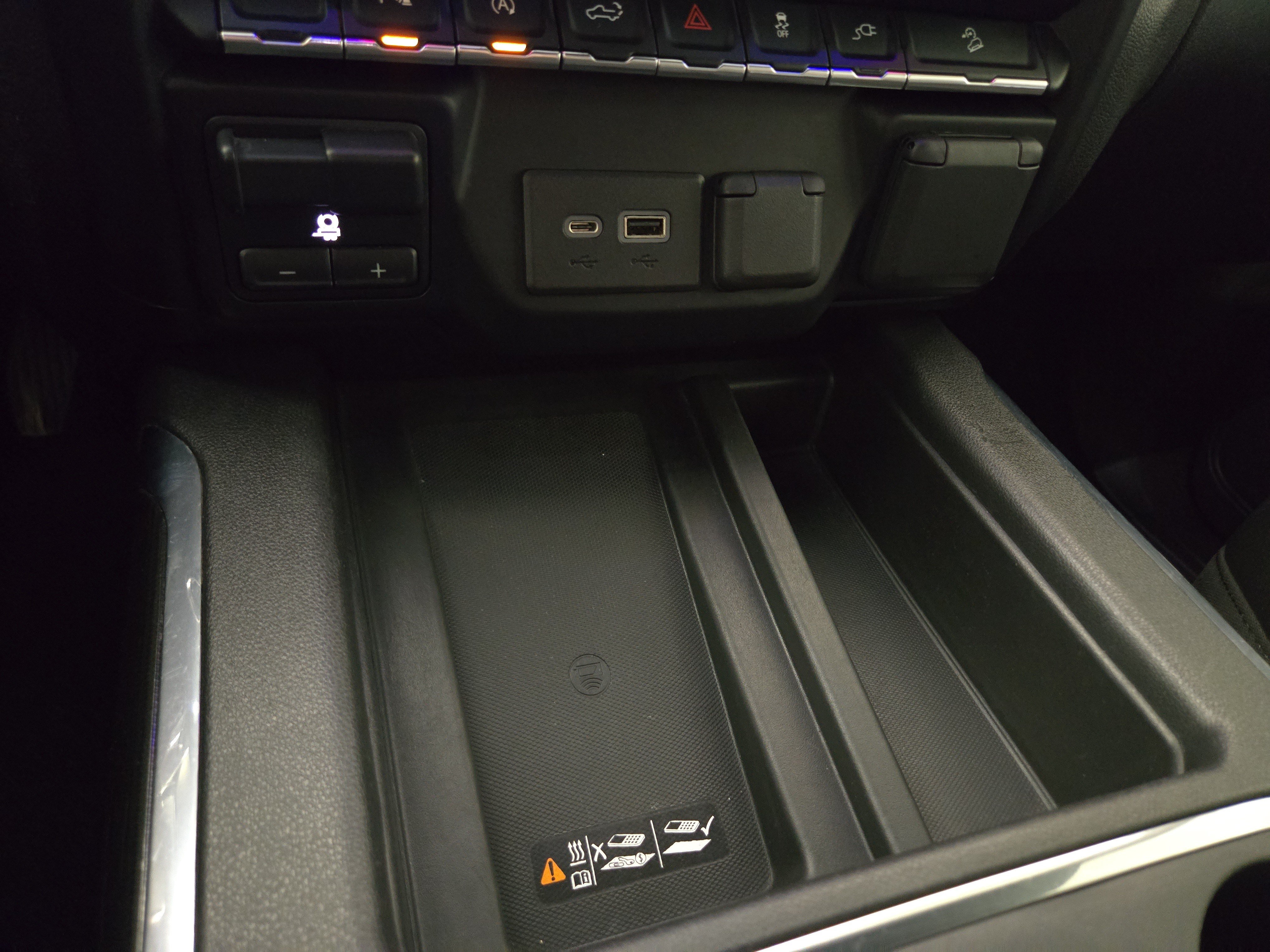 Used 2021 GMC Sierra 1500 AT4 w/ AT4 Value Package AWD/4WD image 28