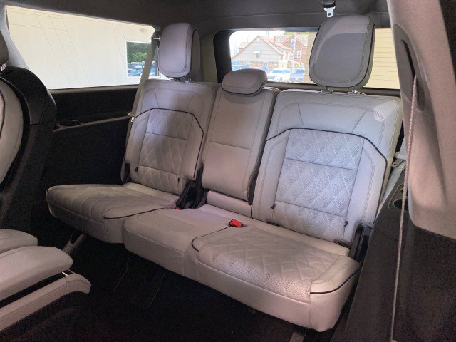 New 2026 Lincoln Navigator L Black Label AWD/4WD image 15