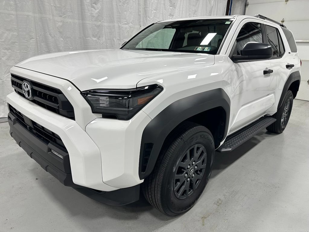Used 2025 Toyota 4Runner SR5 AWD/4WD image 3