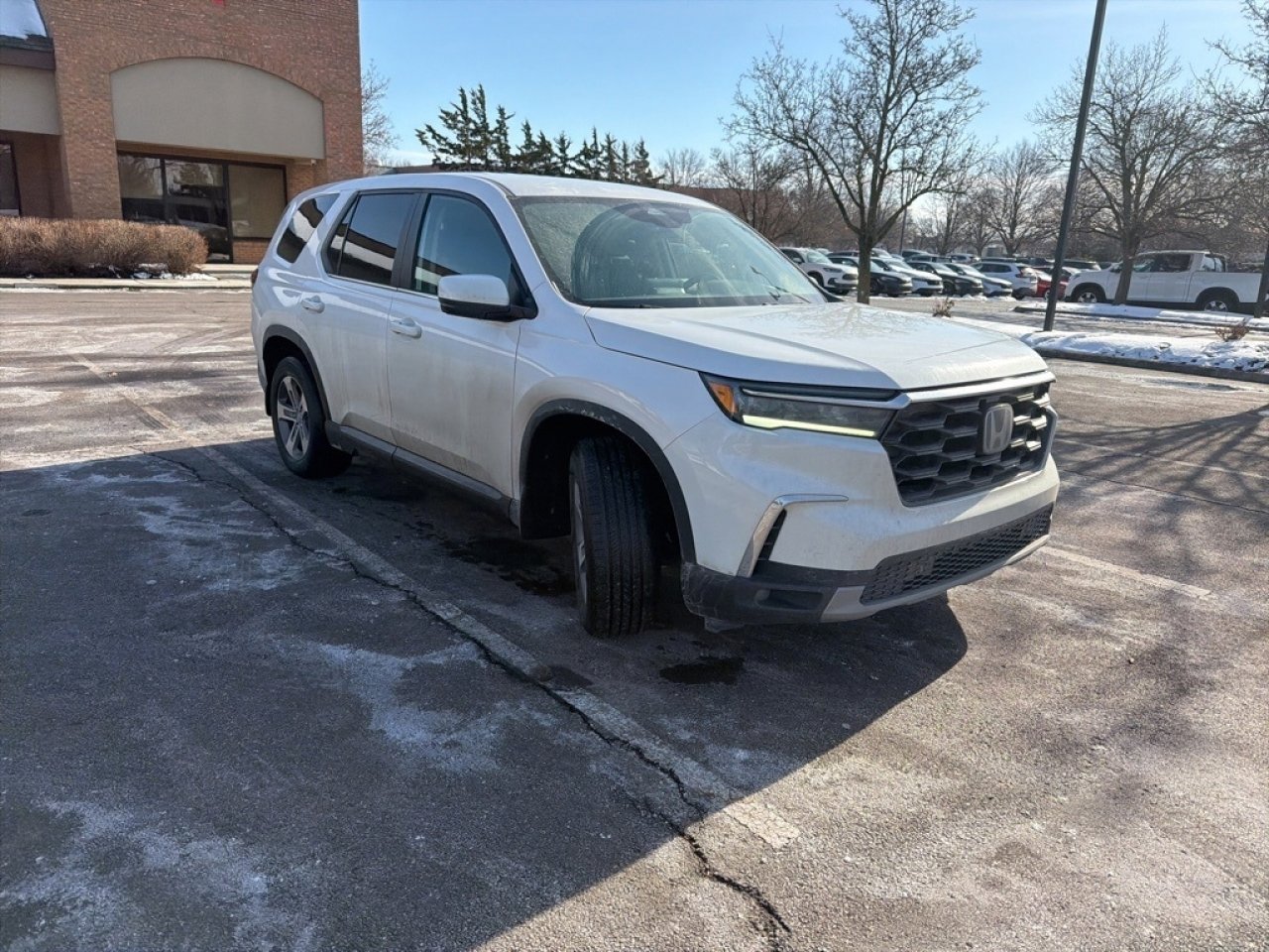 Used 2023 Honda Pilot EX-L image 11