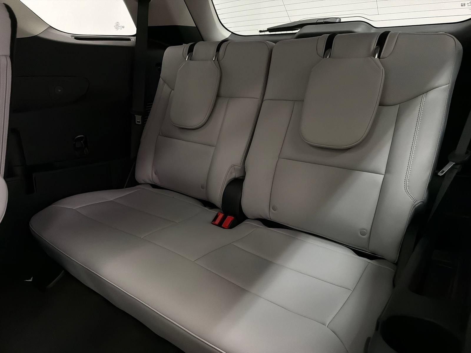 New 2026 Ford Explorer Platinum w/ LUX Leather Package AWD/4WD image 20