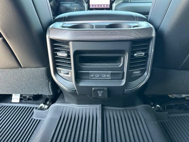 New 2026 RAM 3500 Laramie w/ Sport Appearance Package AWD/4WD image 40