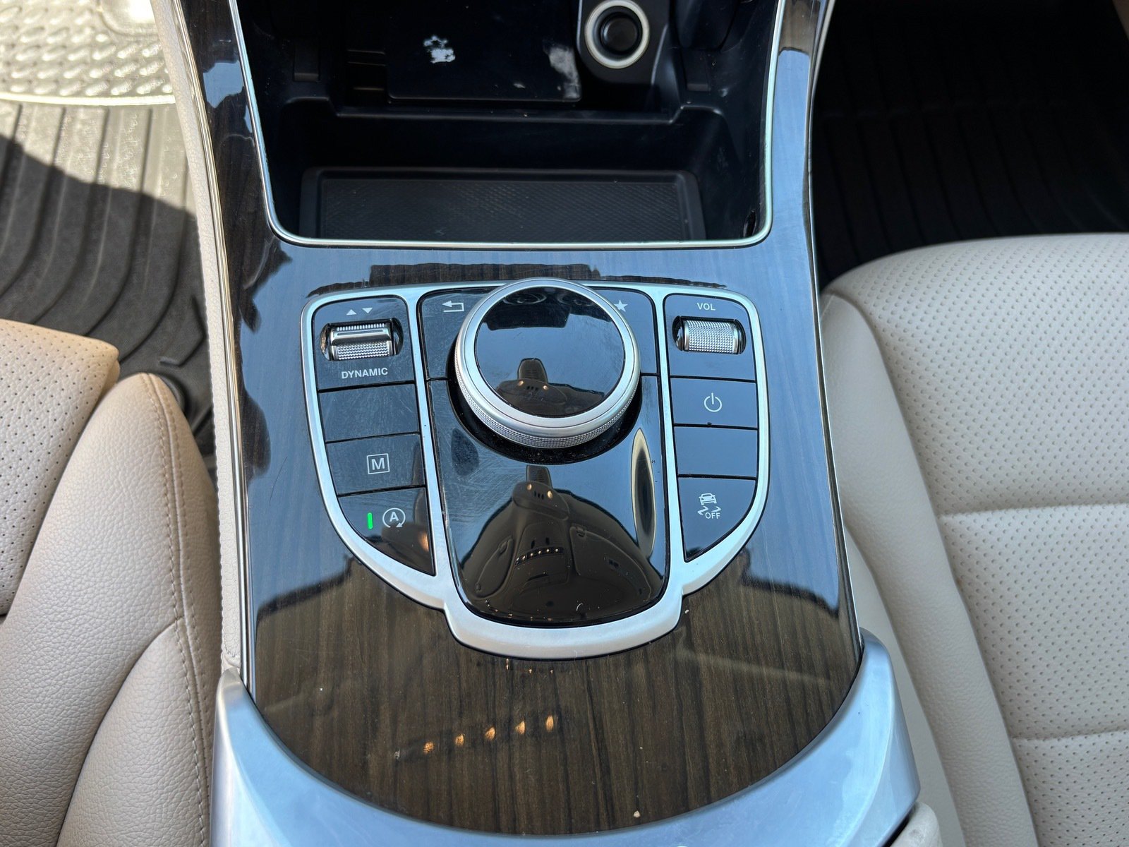 Used 2019 Mercedes-Benz GLC 300 image 16