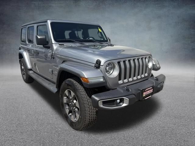 Used 2018 Jeep Wrangler Unlimited Sahara AWD/4WD image 5
