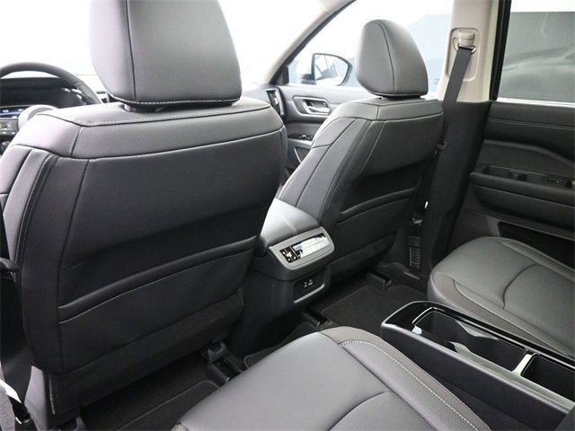 Used 2025 Nissan Pathfinder SL w/ SL Premium Package image 23