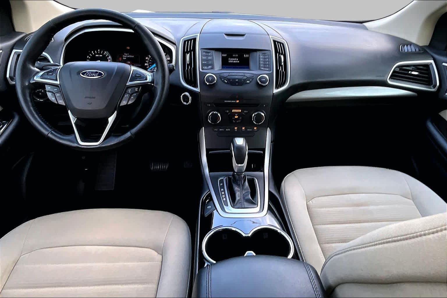 Certified 2017 Ford Edge SEL FWD image 16