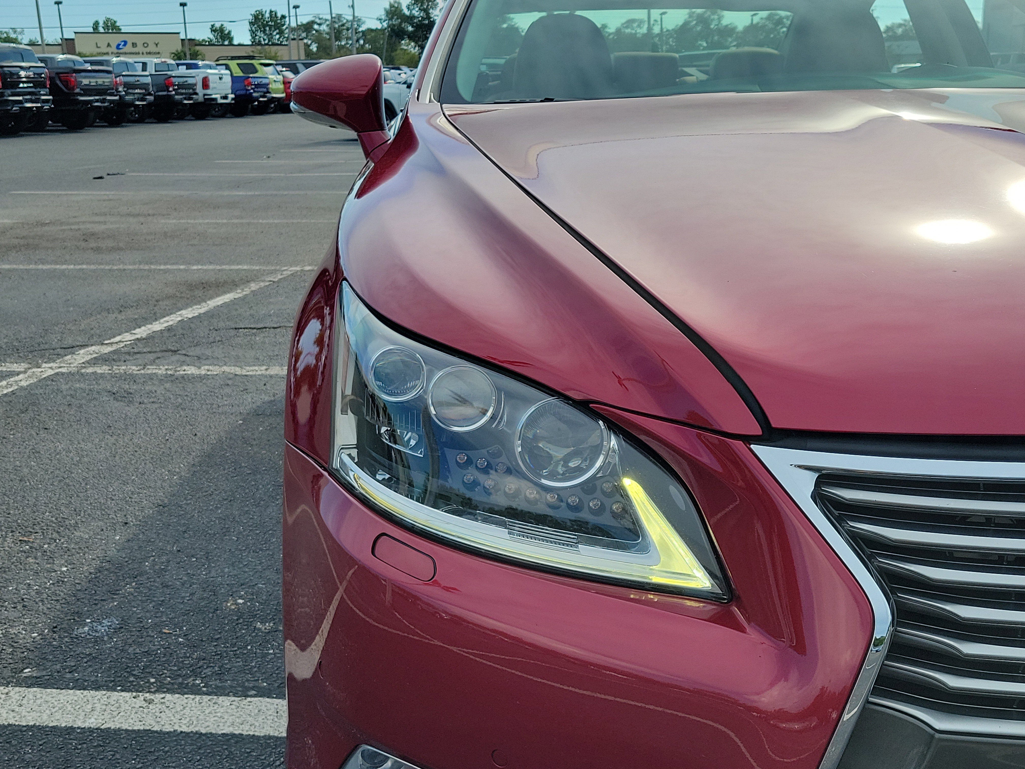 Used 2015 Lexus LS 460 w/ Comfort Package RWD image 7
