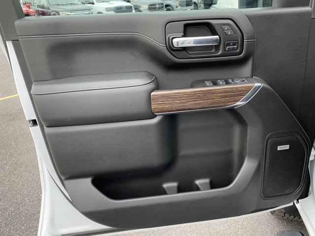 Used 2023 Chevrolet Silverado 2500 High Country w/ Z71 Off-Road Package image 11