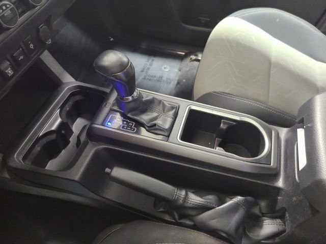 Used 2023 Toyota Tacoma TRD Off-Road AWD/4WD image 31