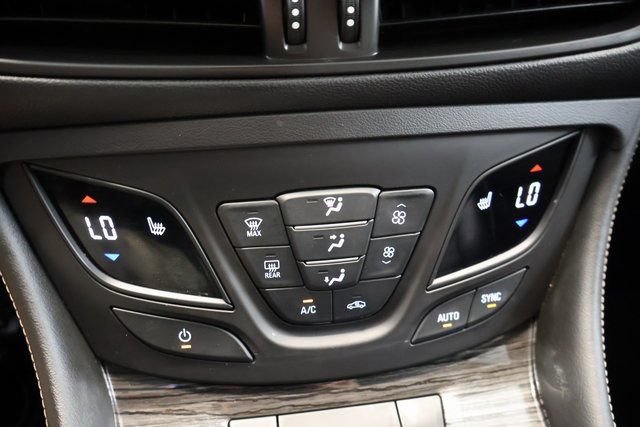 Used 2017 Buick Envision Essence AWD/4WD image 22