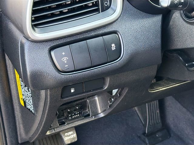 Used 2016 Kia Sorento LX image 10