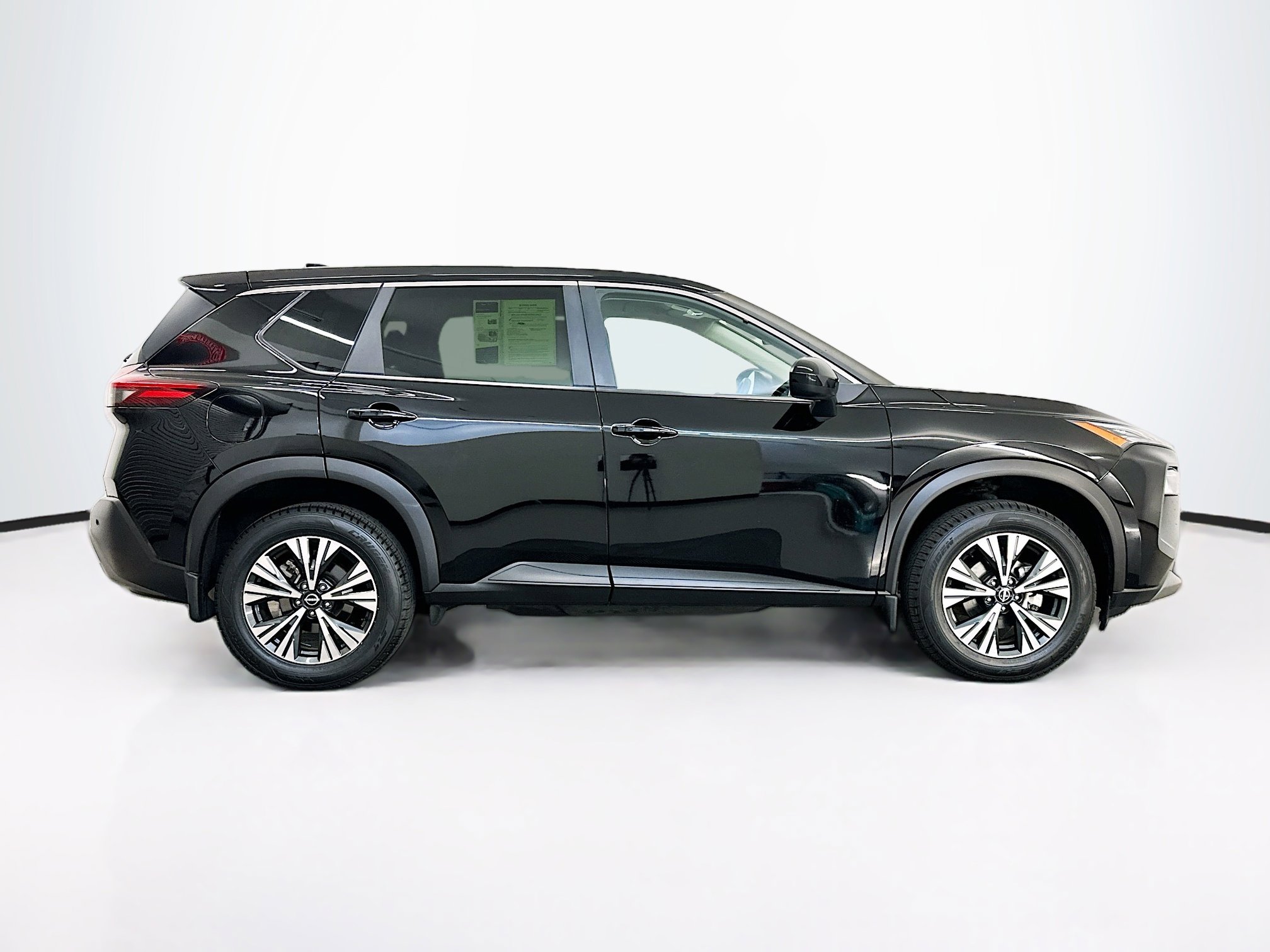 Used 2023 Nissan Rogue SV AWD/4WD image 10