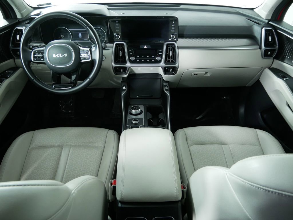 Certified 2023 Kia Sorento EX image 19