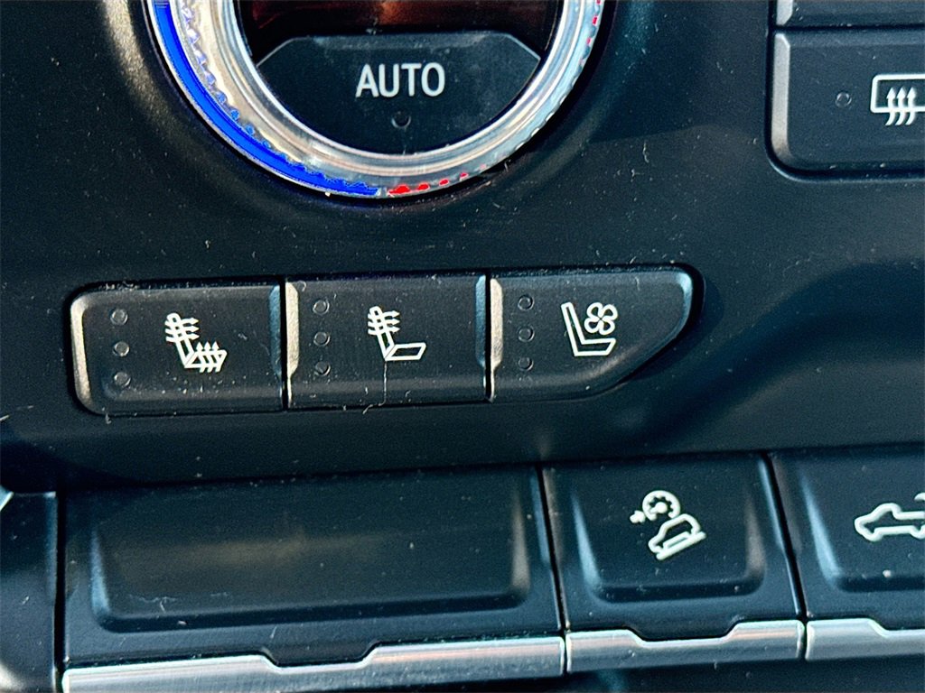 Used 2021 GMC Sierra 1500 AT4 image 19