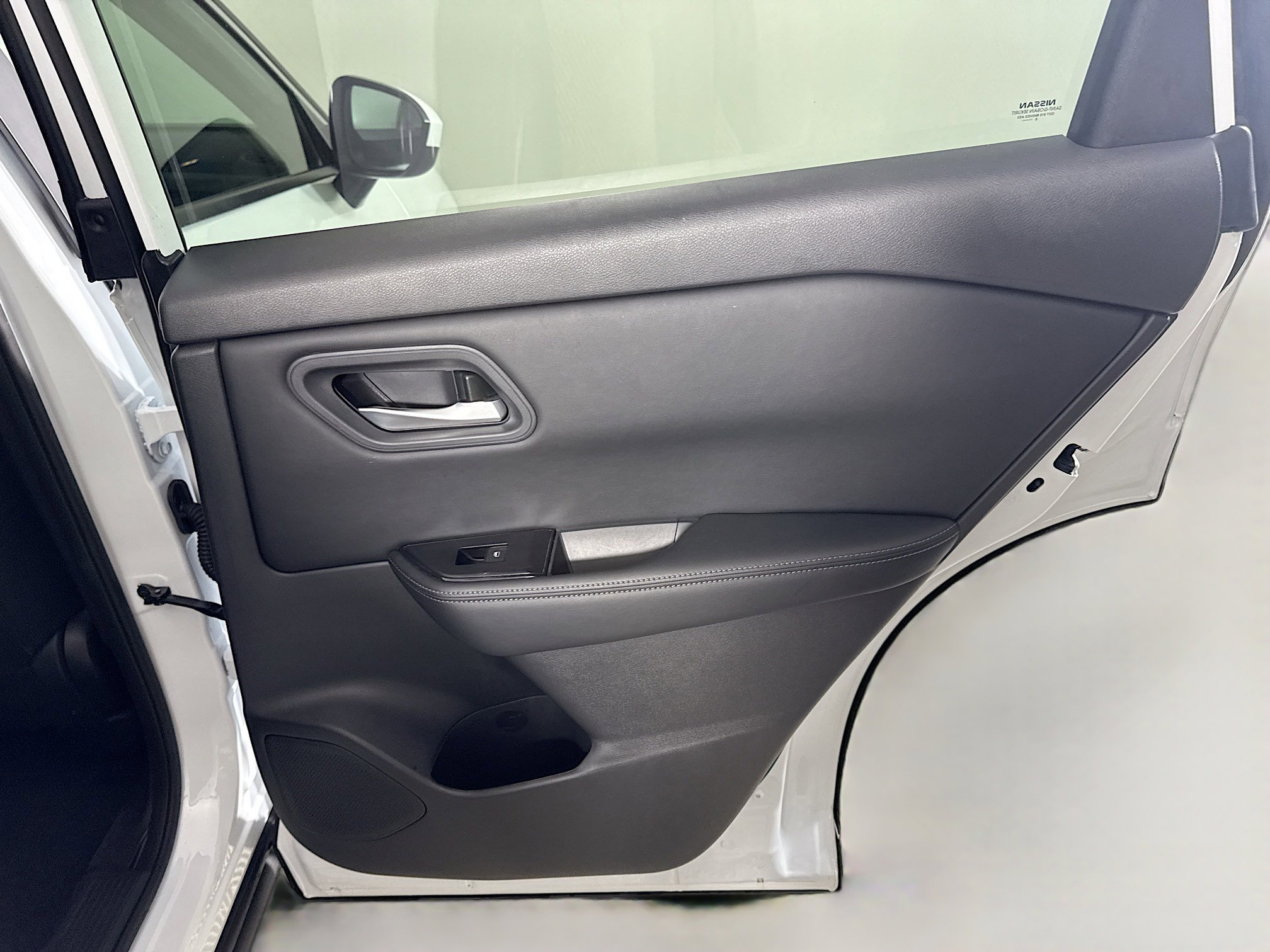 Used 2026 Nissan Rogue SV image 28