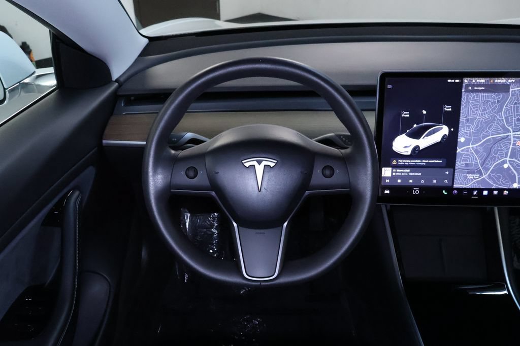 Used 2020 Tesla Model 3 Long Range AWD/4WD image 18