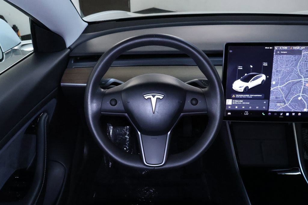 Used 2020 Tesla Model 3 Long Range AWD/4WD image 18