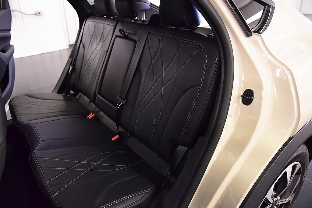 Used 2025 Ford Mustang Mach-E Select image 31