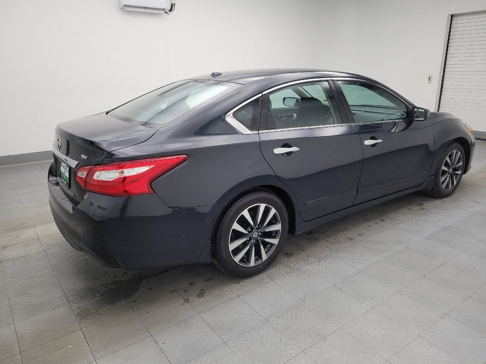 Used 2016 Nissan Altima 2.5 SV image 10