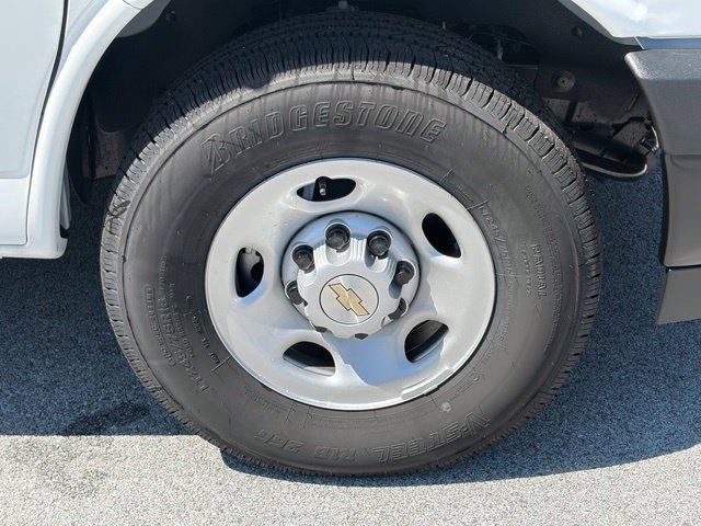 New 2026 Chevrolet Express 2500 w/ Driver Convenience Package RWD image 13