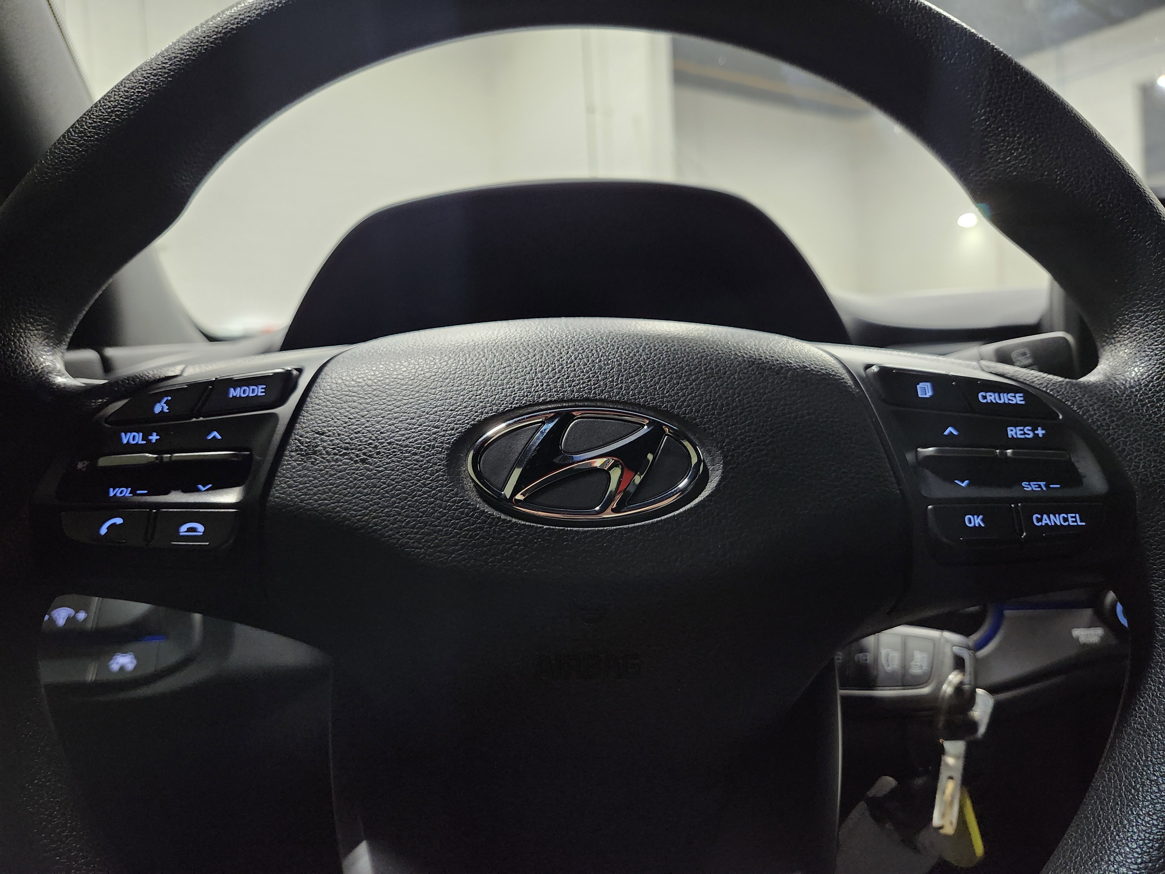 Used 2019 Hyundai Veloster 2.0 image 23