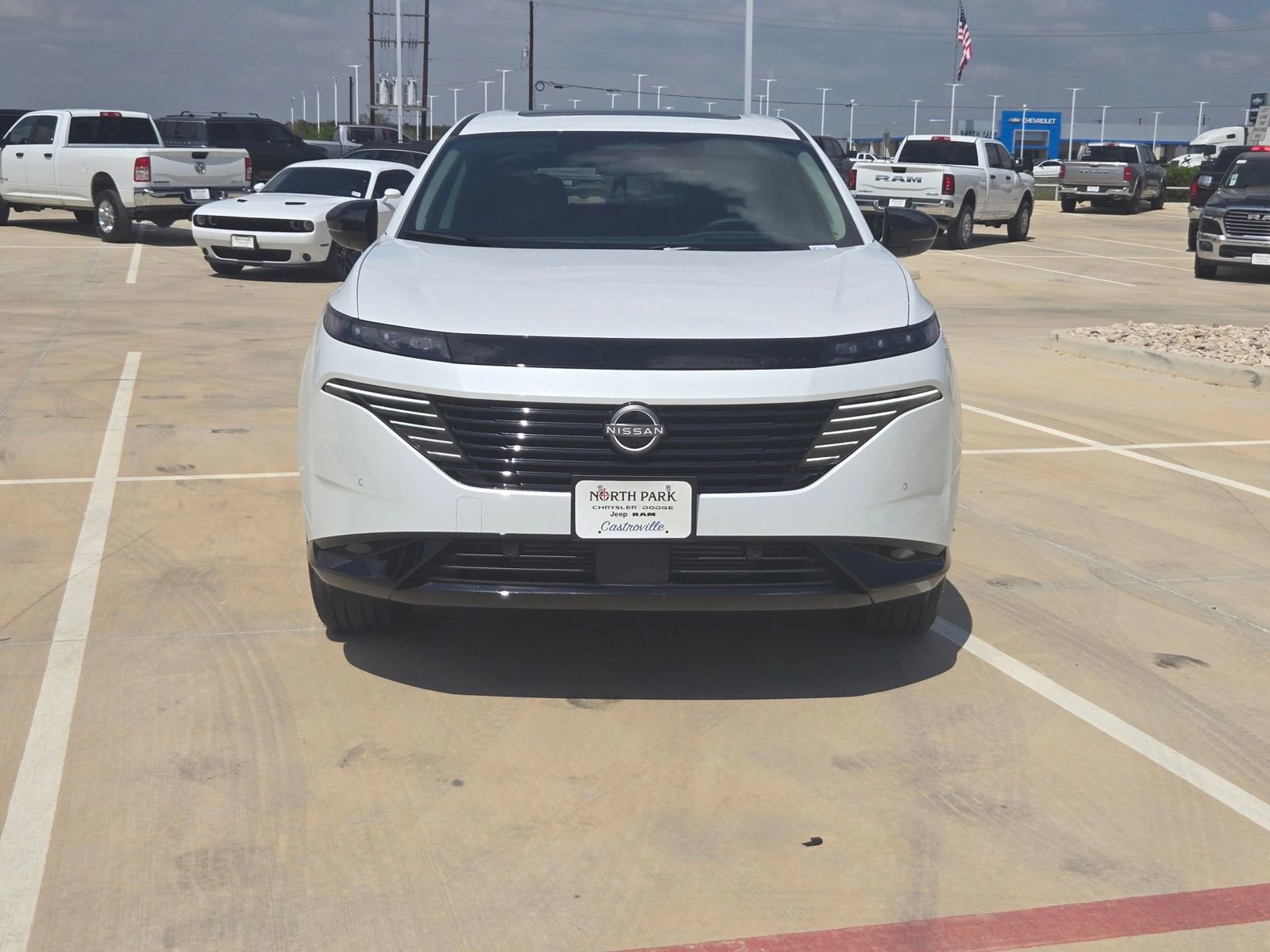 Used 2025 Nissan Murano Platinum w/ Cargo Package image 7