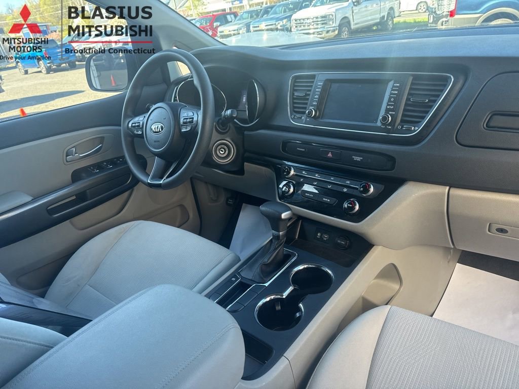 Used 2021 Kia Sedona LX FWD image 34
