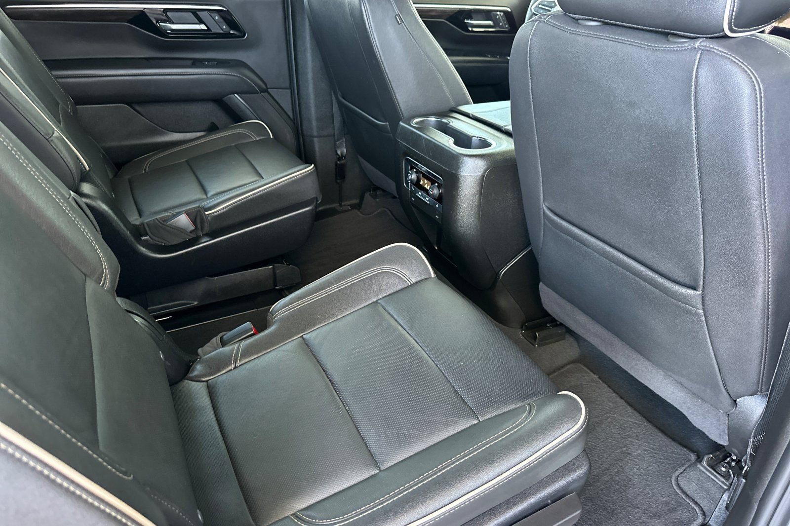 Certified 2025 Chevrolet Tahoe Premier AWD/4WD image 20
