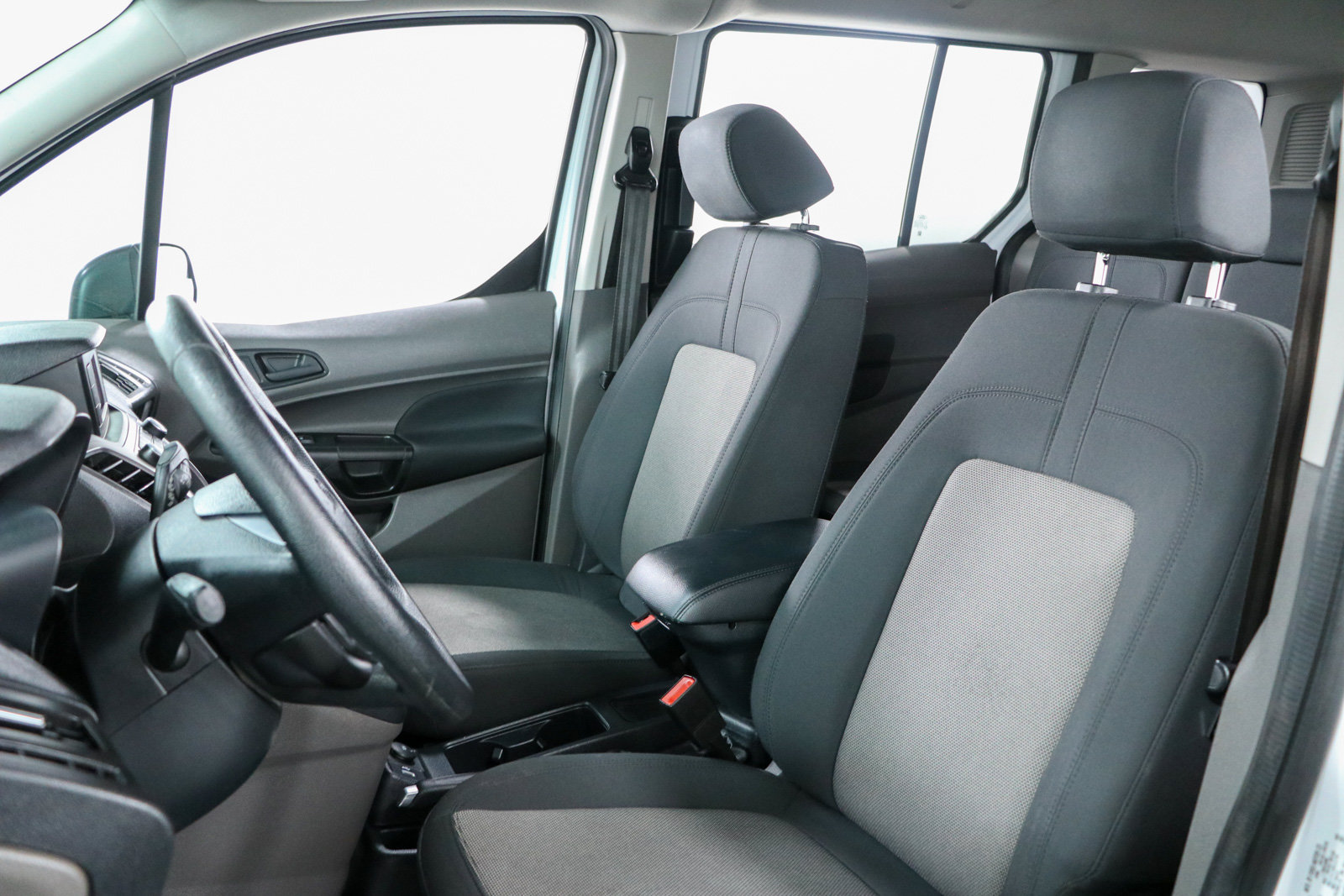Used 2020 Ford Transit Connect XL FWD image 23