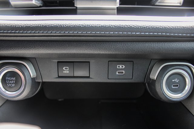 Used 2025 Toyota Grand Highlander AWD image 24