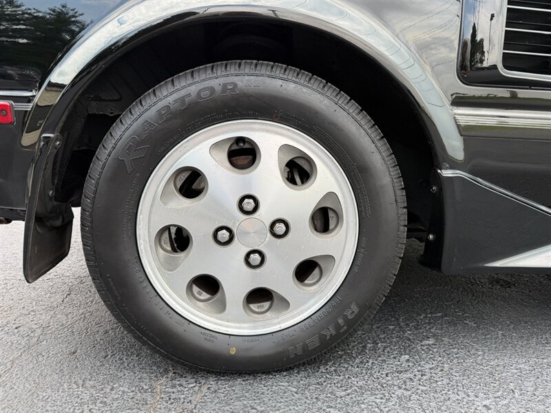 Used 1989 Toyota MR2 Supercharged RWD image 30