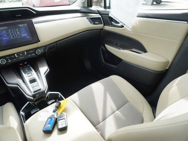 Used 2019 Honda Clarity Plug-In Hybrid image 16