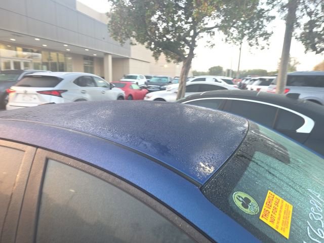 Used 2017 Hyundai Elantra ECO image 3