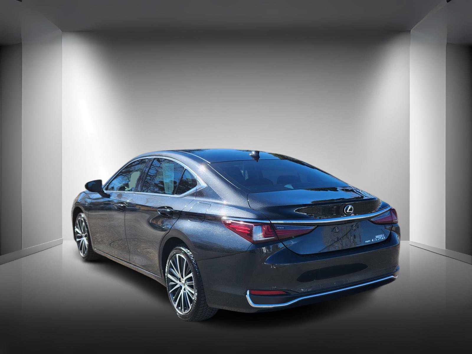 Used 2022 Lexus ES 250 w/ Premium Package image 3
