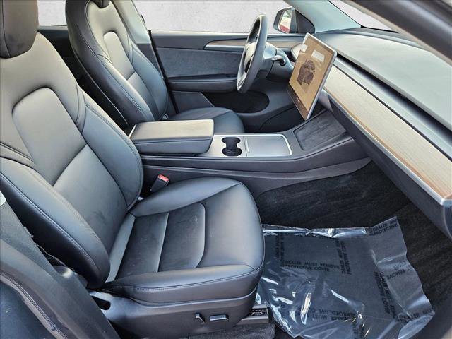 Used 2023 Tesla Model Y Long Range image 21