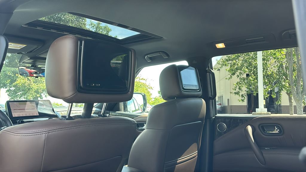 Used 2023 Nissan Armada Platinum w/ Captain's Chairs Package AWD/4WD image 32