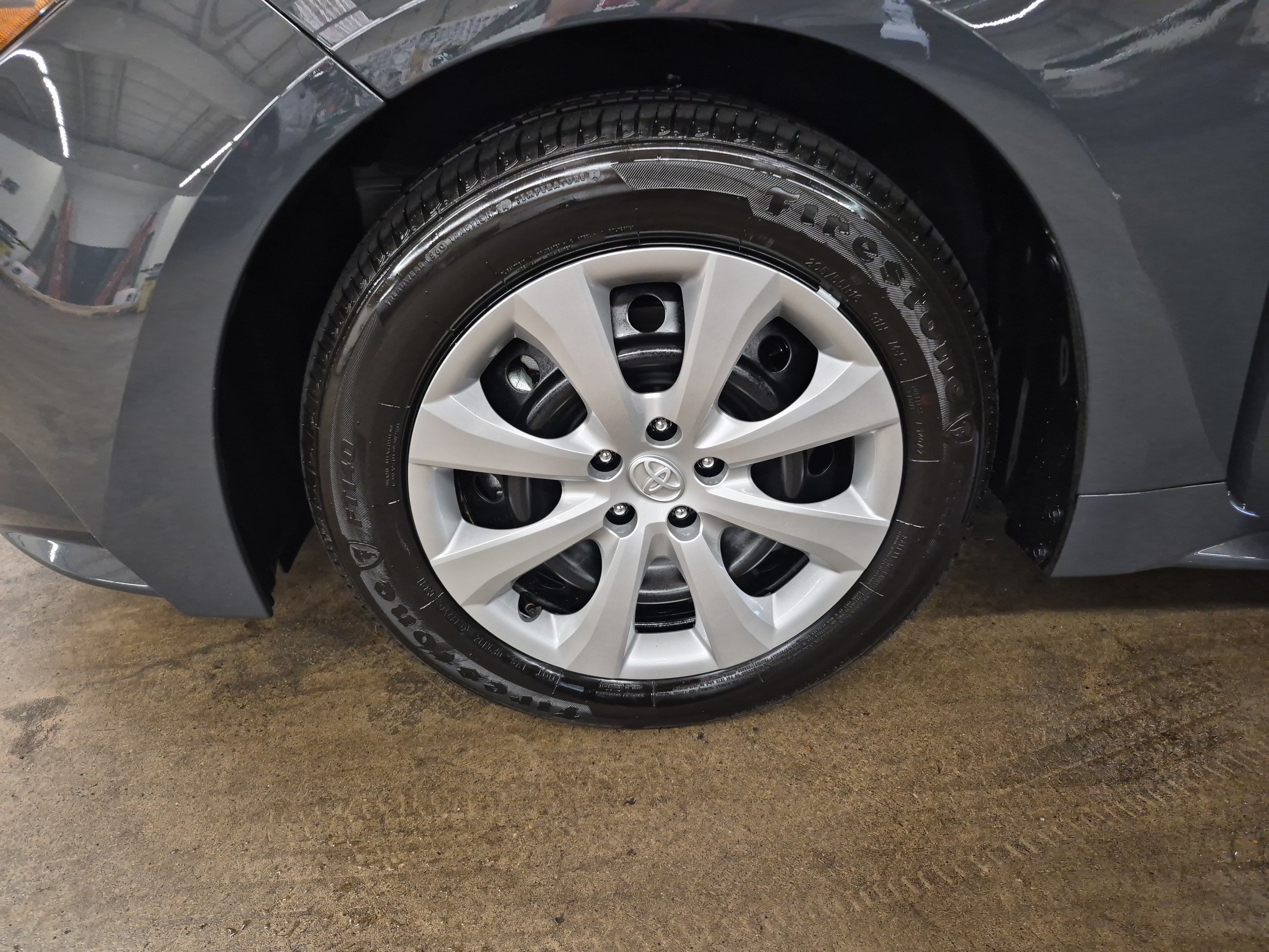 Used 2026 Toyota Corolla LE FWD image 8